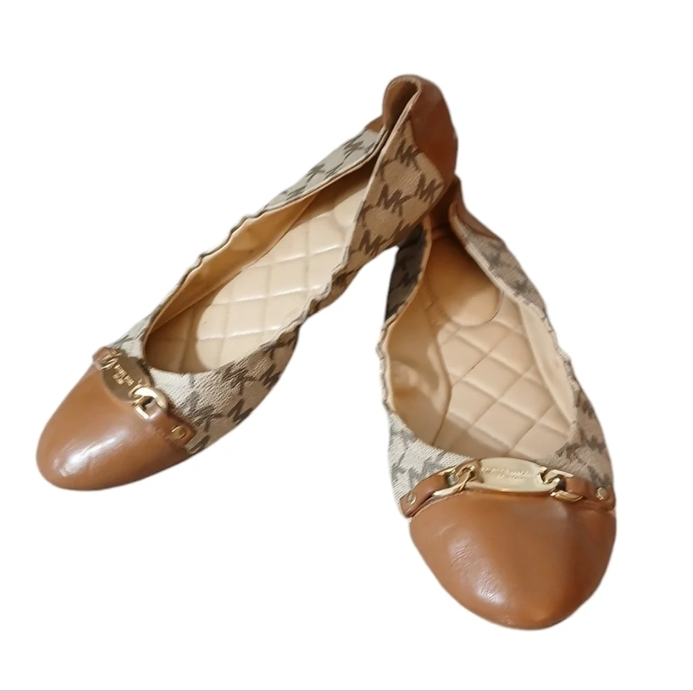 Micheal Kors Joyce Ballet Flat Brown and Tan Signature MK Print Size 7
